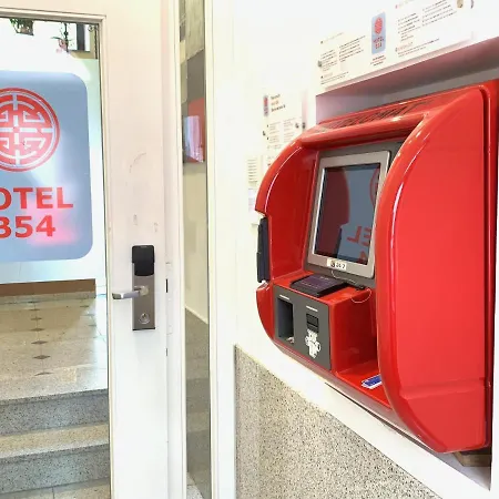 Hotel B54 3*